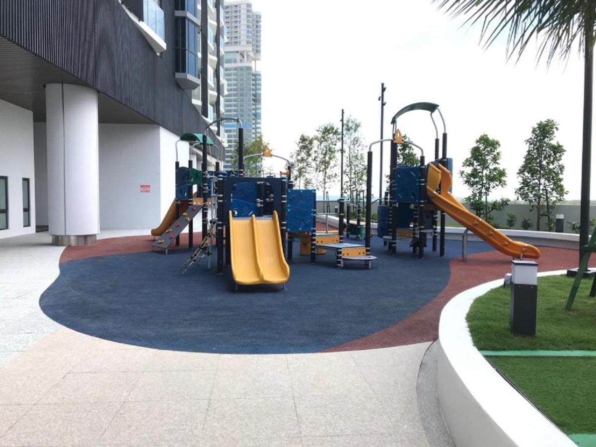 Almas Suite Puteri Harbour-T- Legoland-Jb新山- Sg新加坡 ヌサジャヤ エクステリア 写真